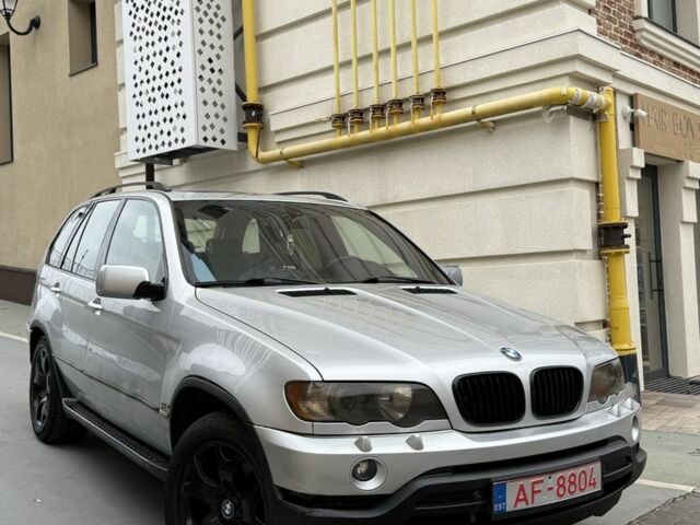 Серый БМВ Х5, объемом двигателя 3 л и пробегом 2 тыс. км за 4950 $, фото 6 на Automoto.ua