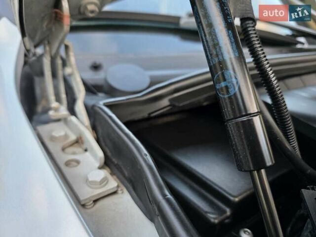 Серый БМВ Х5, объемом двигателя 3 л и пробегом 295 тыс. км за 7999 $, фото 125 на Automoto.ua