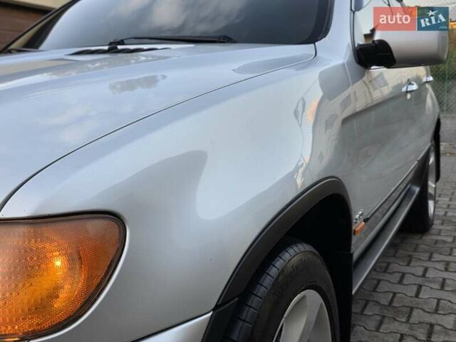Серый БМВ Х5, объемом двигателя 3 л и пробегом 295 тыс. км за 7999 $, фото 21 на Automoto.ua