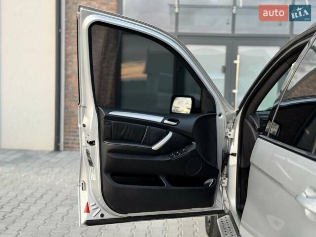 Сірий БМВ Х5, об'ємом двигуна 3 л та пробігом 350 тис. км за 9300 $, фото 24 на Automoto.ua