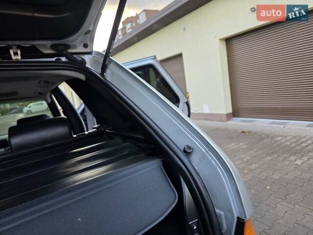 Серый БМВ Х5, объемом двигателя 3 л и пробегом 295 тыс. км за 7999 $, фото 124 на Automoto.ua