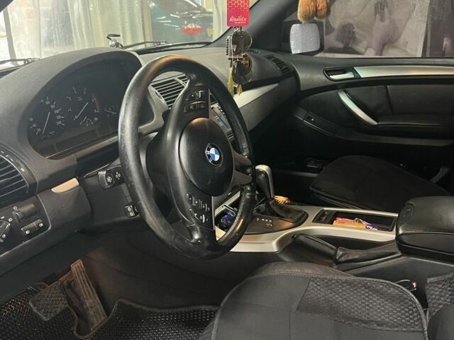 Серый БМВ Х5, объемом двигателя 3 л и пробегом 270 тыс. км за 10500 $, фото 6 на Automoto.ua