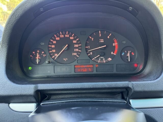 Серый БМВ Х5, объемом двигателя 3 л и пробегом 320 тыс. км за 6300 $, фото 16 на Automoto.ua