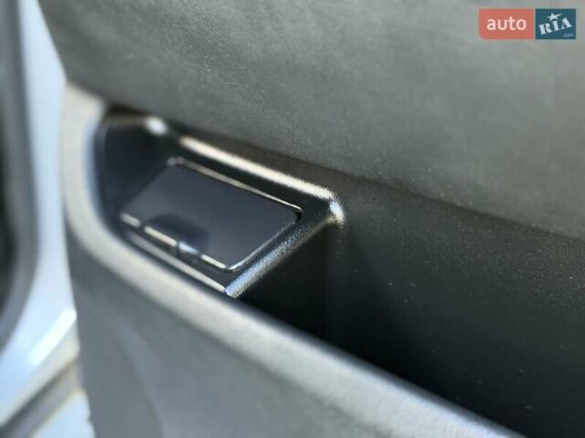 Серый БМВ Х5, объемом двигателя 4.6 л и пробегом 240 тыс. км за 6700 $, фото 51 на Automoto.ua