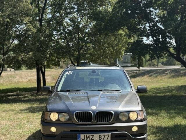 Сірий БМВ Х5, об'ємом двигуна 3 л та пробігом 187 тис. км за 4750 $, фото 1 на Automoto.ua