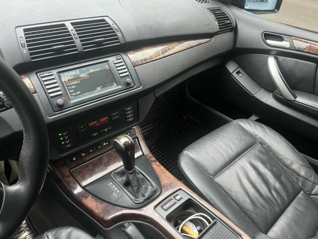 Серый БМВ Х5, объемом двигателя 3 л и пробегом 272 тыс. км за 5700 $, фото 14 на Automoto.ua