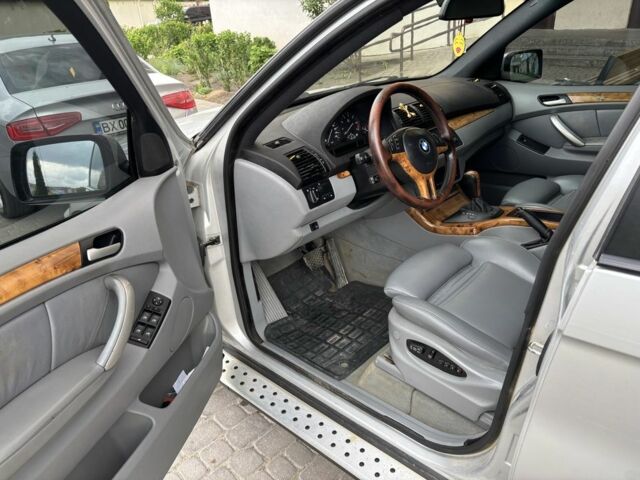 Сірий БМВ Х5, об'ємом двигуна 3 л та пробігом 320 тис. км за 7800 $, фото 5 на Automoto.ua