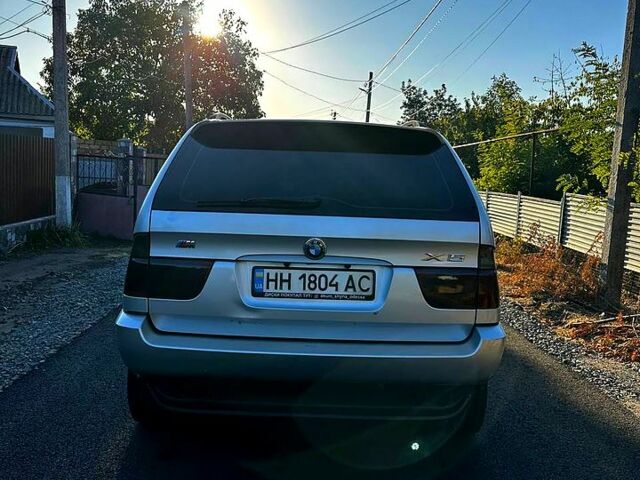 Серый БМВ Х5, объемом двигателя 2.9 л и пробегом 400 тыс. км за 7500 $, фото 3 на Automoto.ua