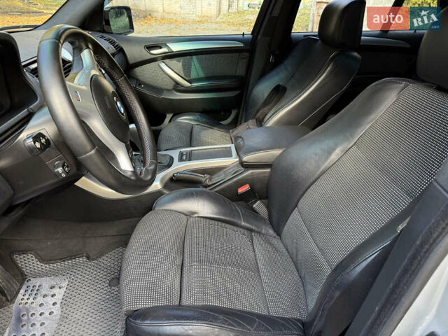 Сірий БМВ Х5, об'ємом двигуна 4.62 л та пробігом 248 тис. км за 11000 $, фото 10 на Automoto.ua