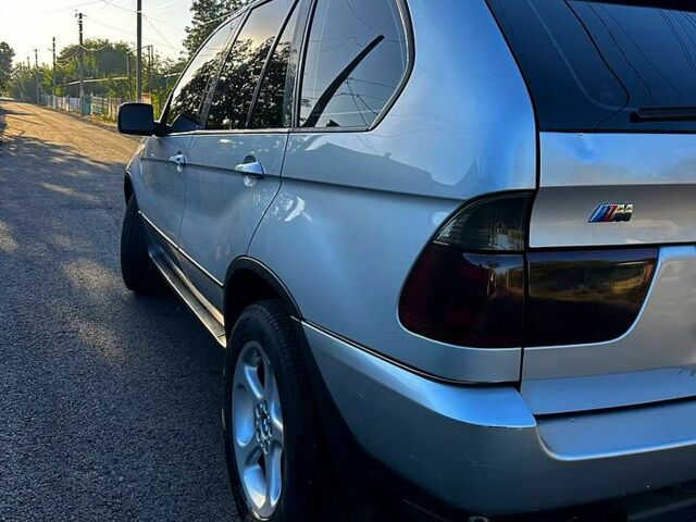 Серый БМВ Х5, объемом двигателя 2.9 л и пробегом 400 тыс. км за 7500 $, фото 5 на Automoto.ua