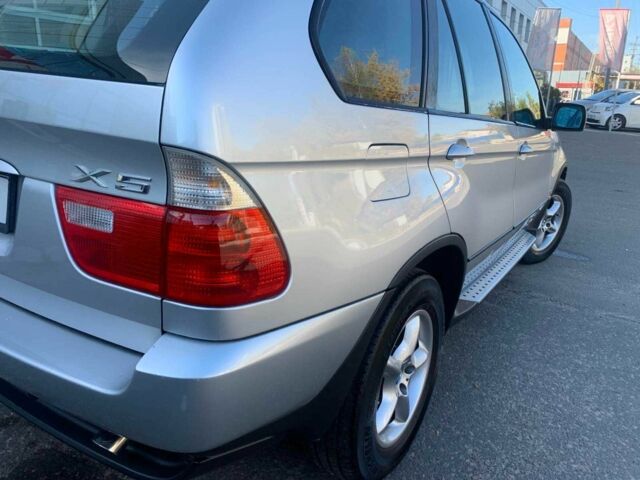 Серый БМВ Х5, объемом двигателя 3 л и пробегом 380 тыс. км за 7950 $, фото 5 на Automoto.ua