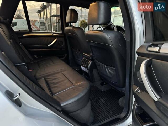 Сірий БМВ Х5, об'ємом двигуна 3 л та пробігом 350 тис. км за 9300 $, фото 41 на Automoto.ua