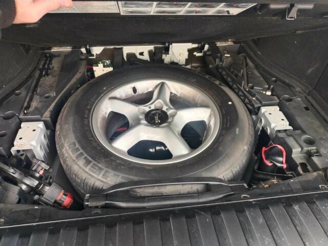 Серый БМВ Х5, объемом двигателя 3 л и пробегом 278 тыс. км за 5999 $, фото 21 на Automoto.ua