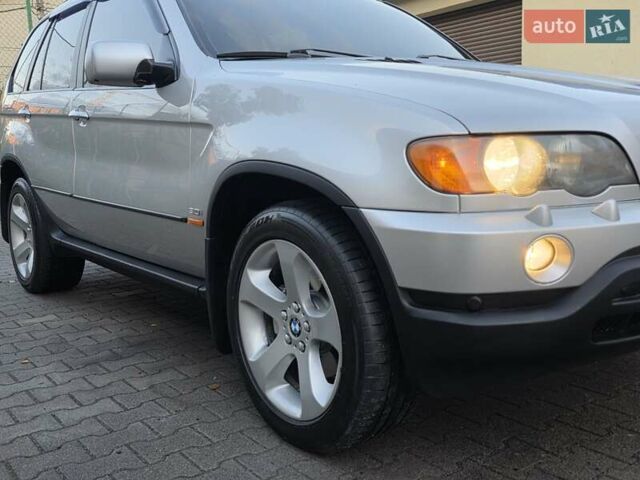 Серый БМВ Х5, объемом двигателя 3 л и пробегом 295 тыс. км за 7999 $, фото 53 на Automoto.ua