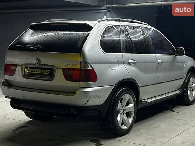 Серый БМВ Х5, объемом двигателя 4.4 л и пробегом 250 тыс. км за 10300 $, фото 5 на Automoto.ua