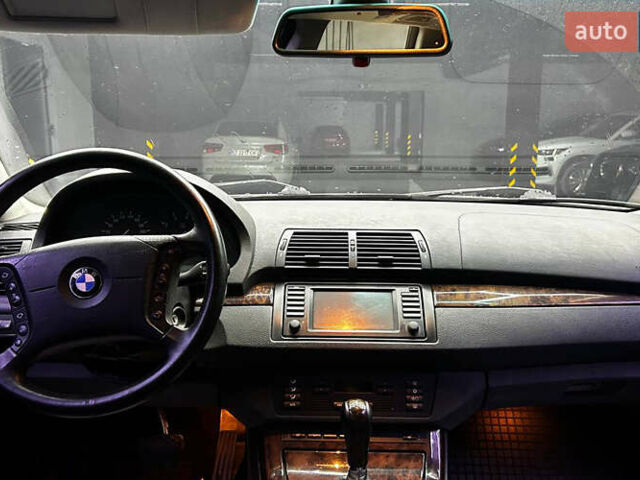 Серый БМВ Х5, объемом двигателя 4.4 л и пробегом 250 тыс. км за 10300 $, фото 8 на Automoto.ua