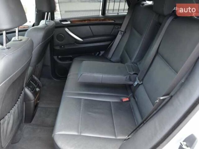 Сірий БМВ Х5, об'ємом двигуна 3 л та пробігом 184 тис. км за 3062 $, фото 3 на Automoto.ua