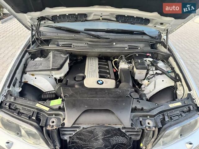 Сірий БМВ Х5, об'ємом двигуна 3 л та пробігом 350 тис. км за 9300 $, фото 54 на Automoto.ua