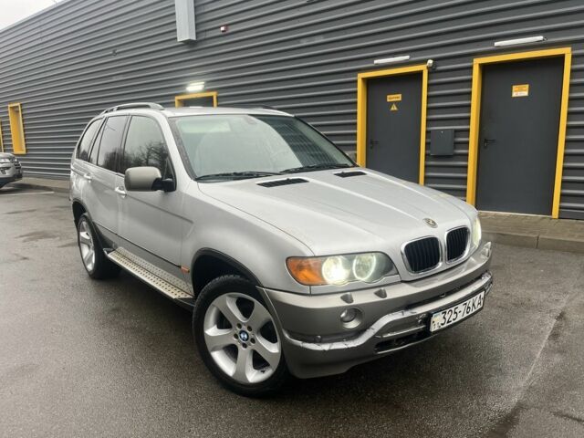 Серый БМВ Х5, объемом двигателя 3 л и пробегом 272 тыс. км за 5700 $, фото 3 на Automoto.ua
