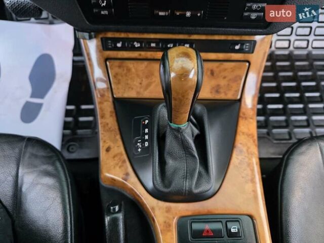 Серый БМВ Х5, объемом двигателя 3 л и пробегом 295 тыс. км за 7999 $, фото 64 на Automoto.ua