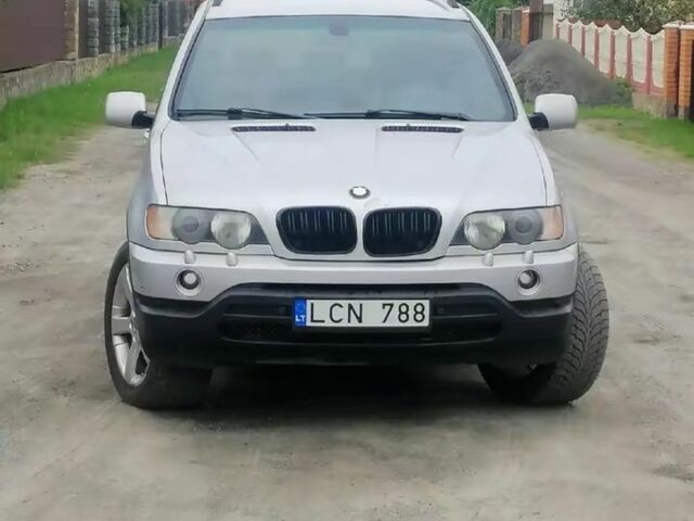 Серый БМВ Х5, объемом двигателя 3 л и пробегом 400 тыс. км за 4700 $, фото 1 на Automoto.ua