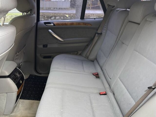 Серый БМВ Х5, объемом двигателя 3 л и пробегом 287 тыс. км за 4100 $, фото 6 на Automoto.ua