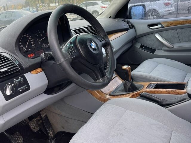 Серый БМВ Х5, объемом двигателя 3 л и пробегом 287 тыс. км за 4100 $, фото 14 на Automoto.ua