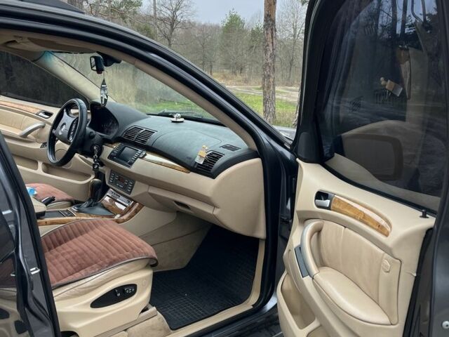 Серый БМВ Х5, объемом двигателя 3 л и пробегом 270 тыс. км за 7300 $, фото 7 на Automoto.ua