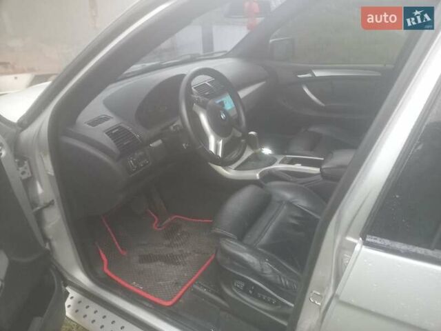 Серый БМВ Х5, объемом двигателя 3 л и пробегом 340 тыс. км за 5000 $, фото 13 на Automoto.ua