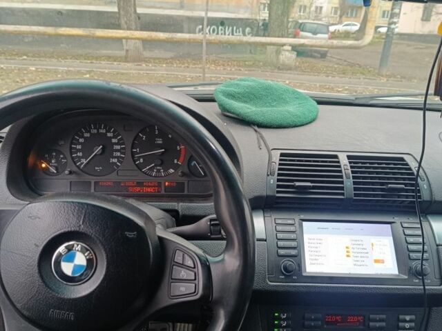 Серый БМВ Х5, объемом двигателя 3 л и пробегом 415 тыс. км за 6100 $, фото 2 на Automoto.ua