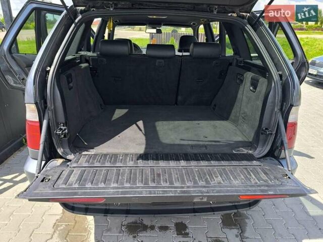 Серый БМВ Х5, объемом двигателя 3 л и пробегом 315 тыс. км за 6912 $, фото 11 на Automoto.ua