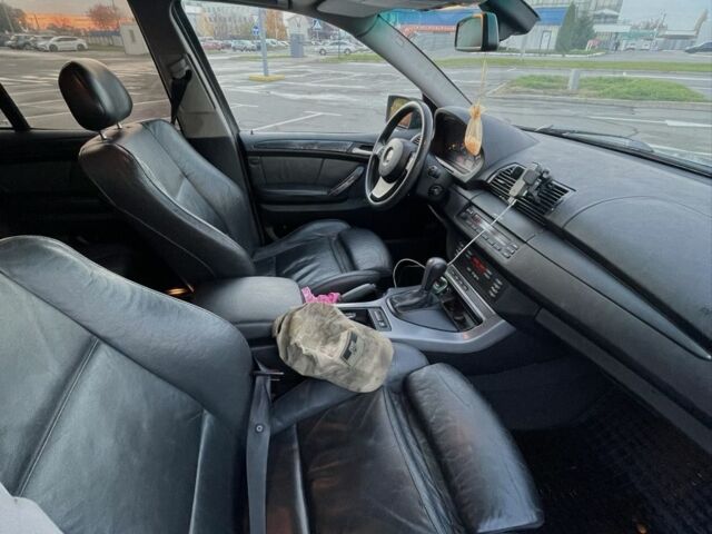 Серый БМВ Х5, объемом двигателя 3 л и пробегом 319 тыс. км за 5500 $, фото 5 на Automoto.ua