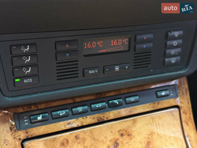 Серый БМВ Х5, объемом двигателя 3 л и пробегом 490 тыс. км за 11500 $, фото 29 на Automoto.ua