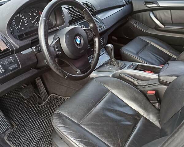 Сірий БМВ Х5, об'ємом двигуна 2.99 л та пробігом 279 тис. км за 13000 $, фото 4 на Automoto.ua
