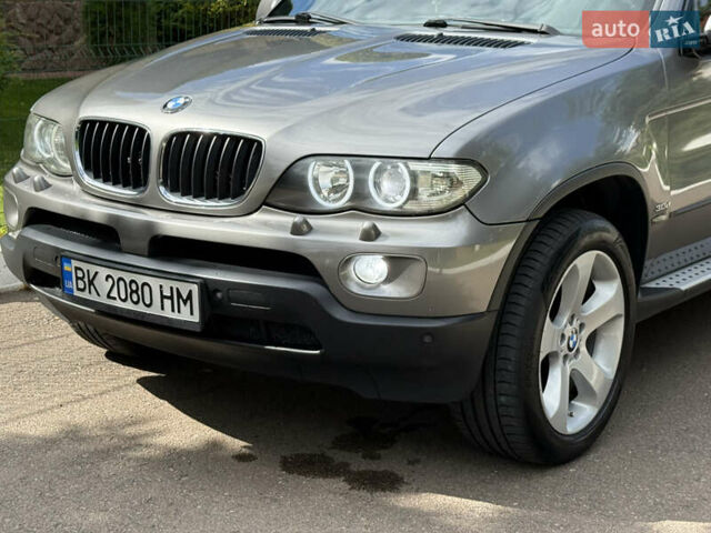 Серый БМВ Х5, объемом двигателя 3 л и пробегом 490 тыс. км за 11500 $, фото 15 на Automoto.ua
