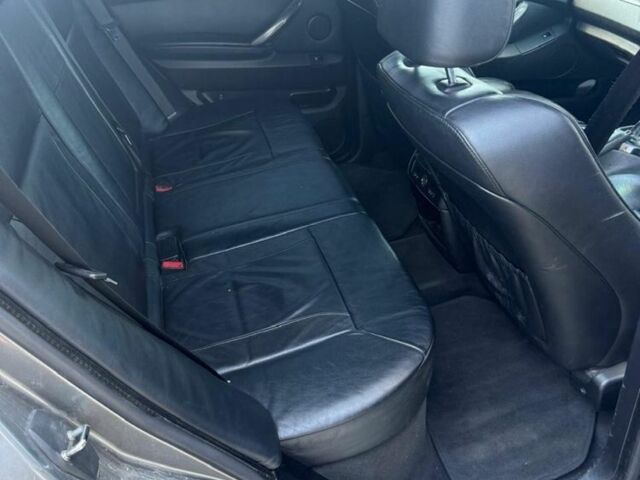 Сірий БМВ Х5, об'ємом двигуна 3 л та пробігом 241 тис. км за 4500 $, фото 19 на Automoto.ua
