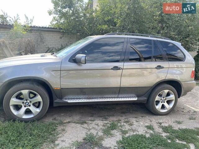 Серый БМВ Х5, объемом двигателя 3 л и пробегом 400 тыс. км за 11000 $, фото 9 на Automoto.ua