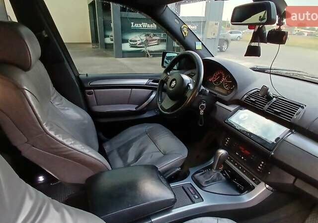 Сірий БМВ Х5, об'ємом двигуна 3 л та пробігом 260 тис. км за 12000 $, фото 26 на Automoto.ua