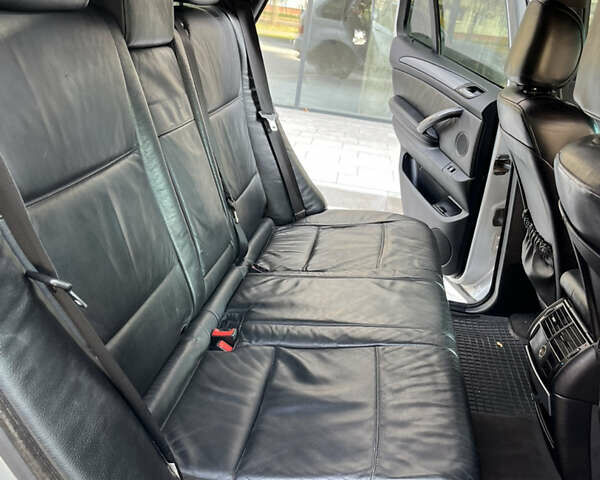 Серый БМВ Х5, объемом двигателя 2.99 л и пробегом 465 тыс. км за 9500 $, фото 43 на Automoto.ua