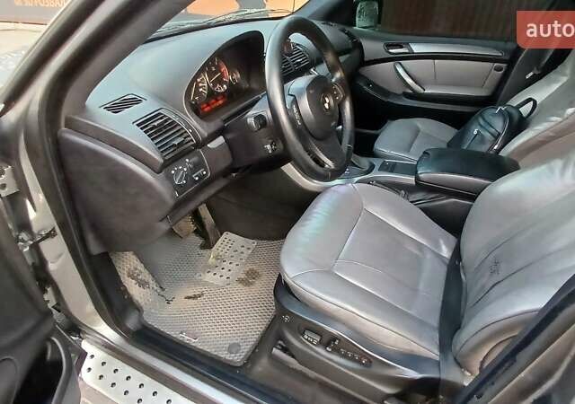 Сірий БМВ Х5, об'ємом двигуна 3 л та пробігом 260 тис. км за 12000 $, фото 18 на Automoto.ua