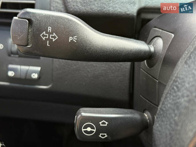 Серый БМВ Х5, объемом двигателя 3 л и пробегом 490 тыс. км за 11500 $, фото 25 на Automoto.ua