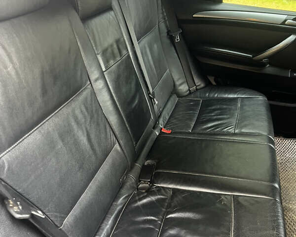 Серый БМВ Х5, объемом двигателя 2.99 л и пробегом 500 тыс. км за 6999 $, фото 9 на Automoto.ua