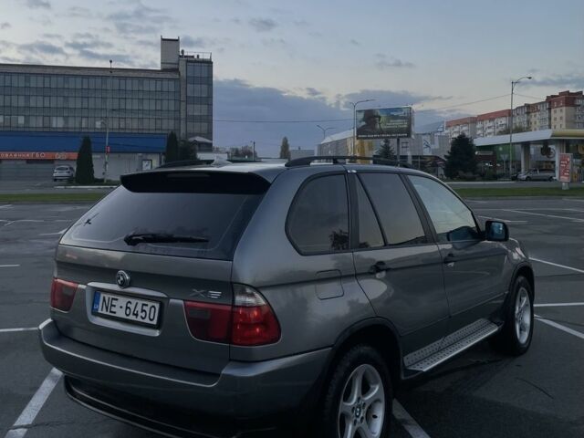 Серый БМВ Х5, объемом двигателя 3 л и пробегом 319 тыс. км за 5500 $, фото 1 на Automoto.ua
