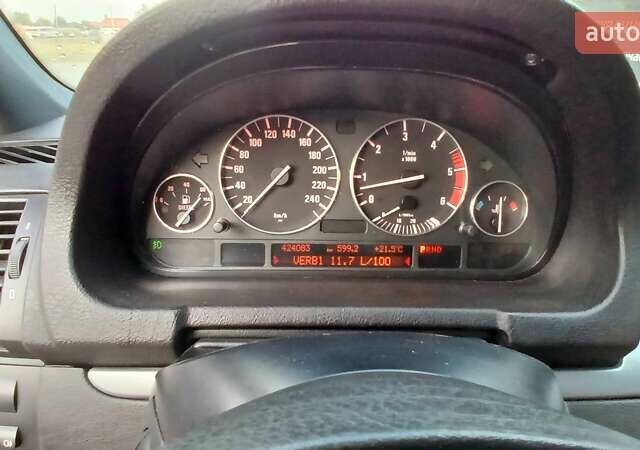 Сірий БМВ Х5, об'ємом двигуна 3 л та пробігом 260 тис. км за 12000 $, фото 16 на Automoto.ua