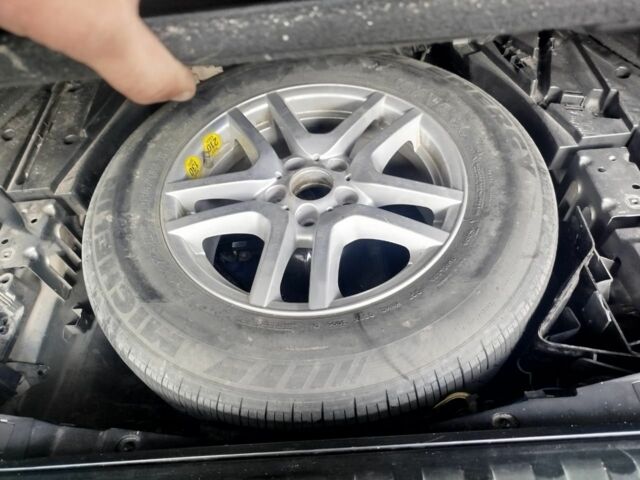 Серый БМВ Х5, объемом двигателя 3 л и пробегом 511 тыс. км за 10399 $, фото 15 на Automoto.ua