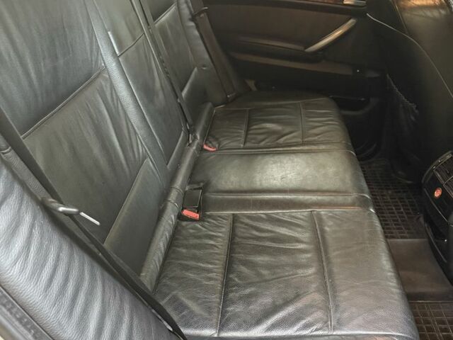 БМВ Х5 2004 в Сумах на Automoto.ua Серый БМВ Х5, объемом двигателя 3 л и пробегом 335 тыс. км за 6300 $, фото 3 на Automoto.ua