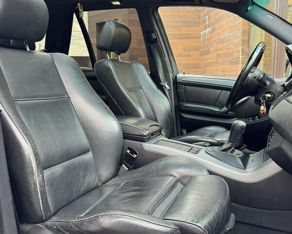 Сірий БМВ Х5, об'ємом двигуна 3 л та пробігом 439 тис. км за 10999 $, фото 24 на Automoto.ua