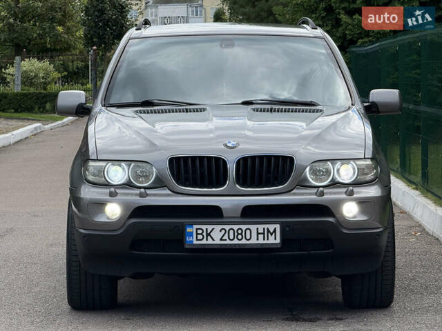 Серый БМВ Х5, объемом двигателя 3 л и пробегом 490 тыс. км за 11500 $, фото 4 на Automoto.ua