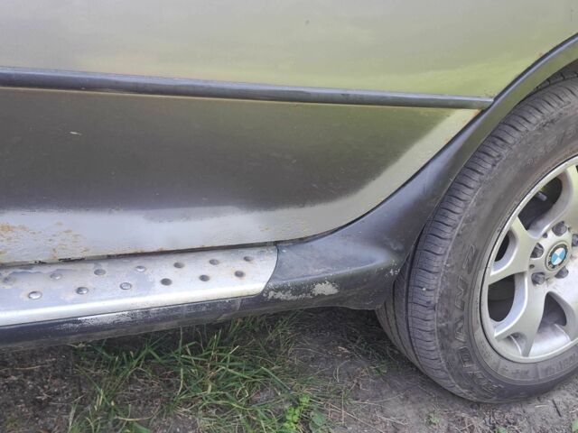 Сірий БМВ Х5, об'ємом двигуна 0 л та пробігом 430 тис. км за 4860 $, фото 8 на Automoto.ua