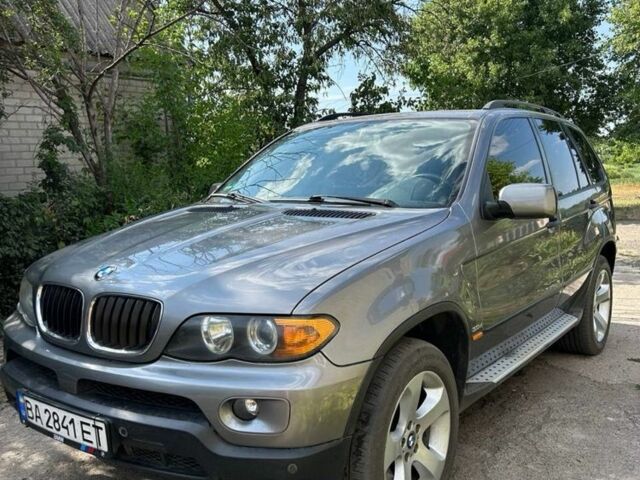 Серый БМВ Х5, объемом двигателя 3 л и пробегом 419 тыс. км за 9500 $, фото 1 на Automoto.ua